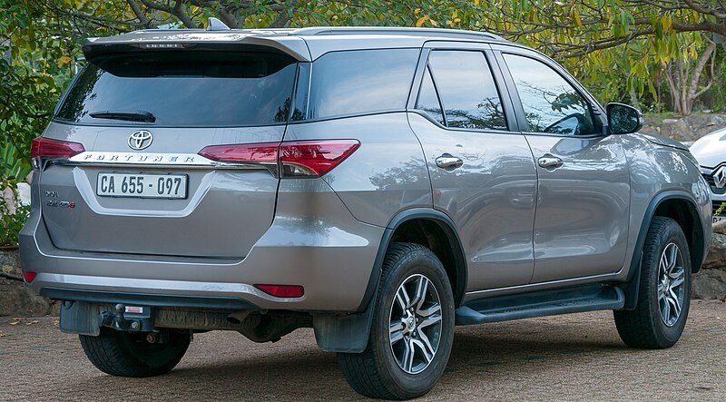 شرایط و مدارک لازم برای خرید اقساطی تویوتا فورچونر