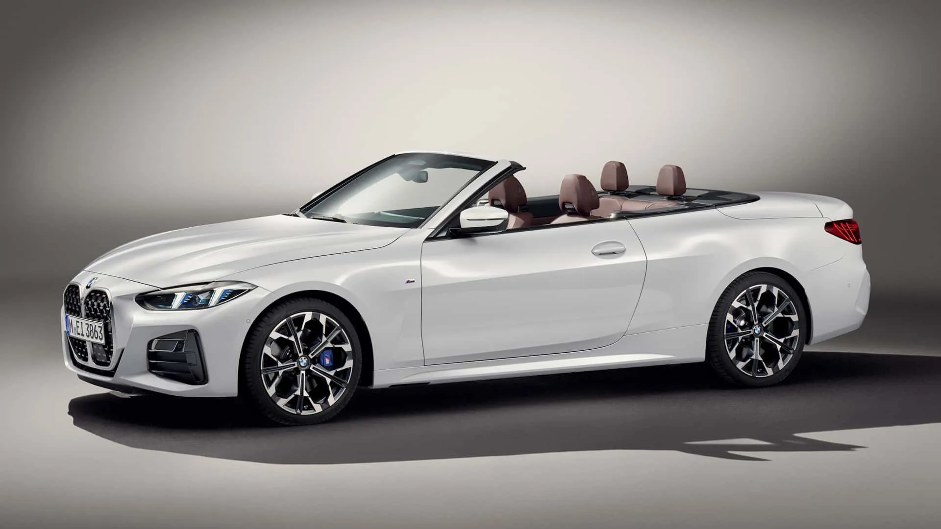 خرید و فروش قسطی ماشین سری 4 کروک در سال 1404